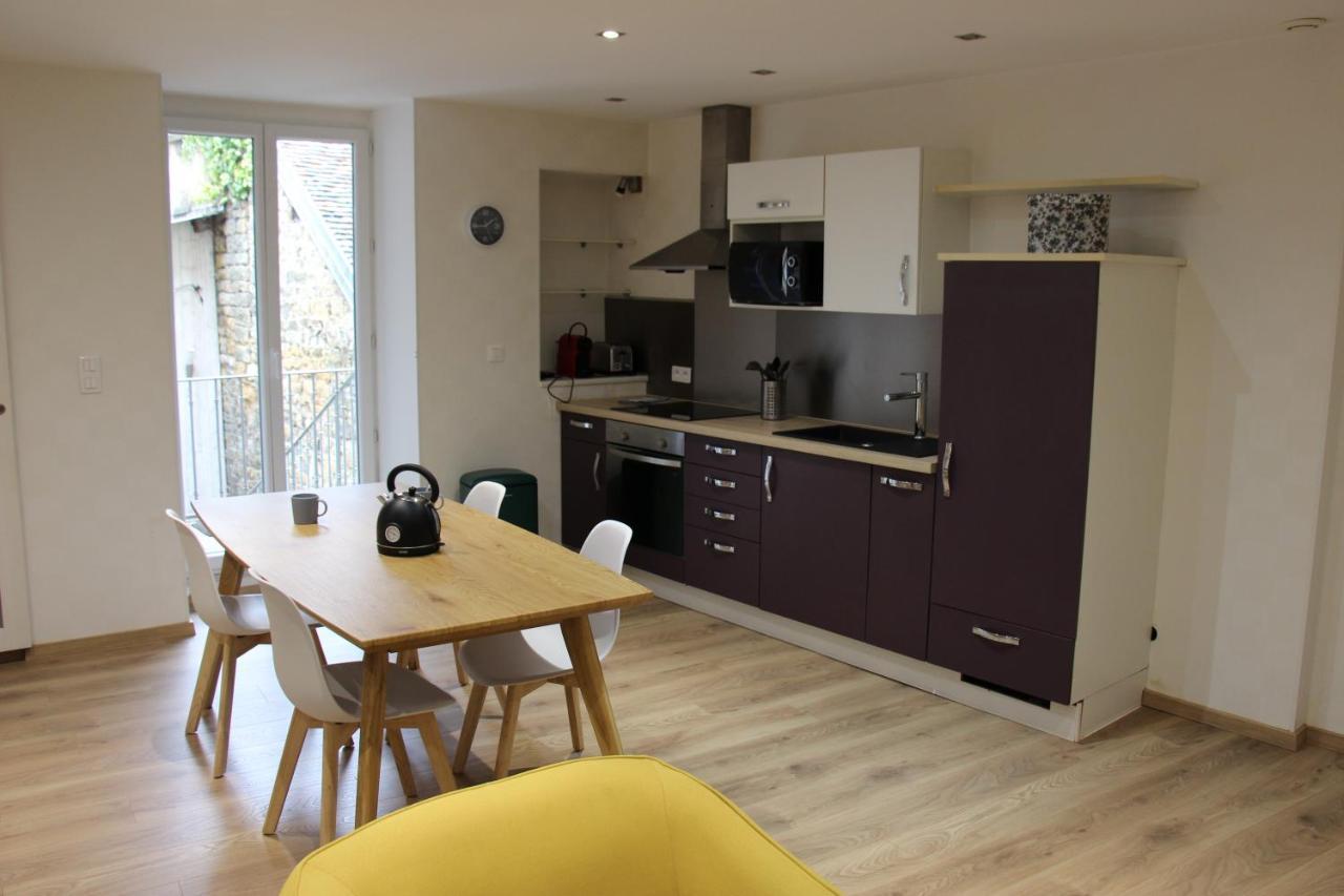 Joli 2 Pieces Avec Cour Privee Apartment *