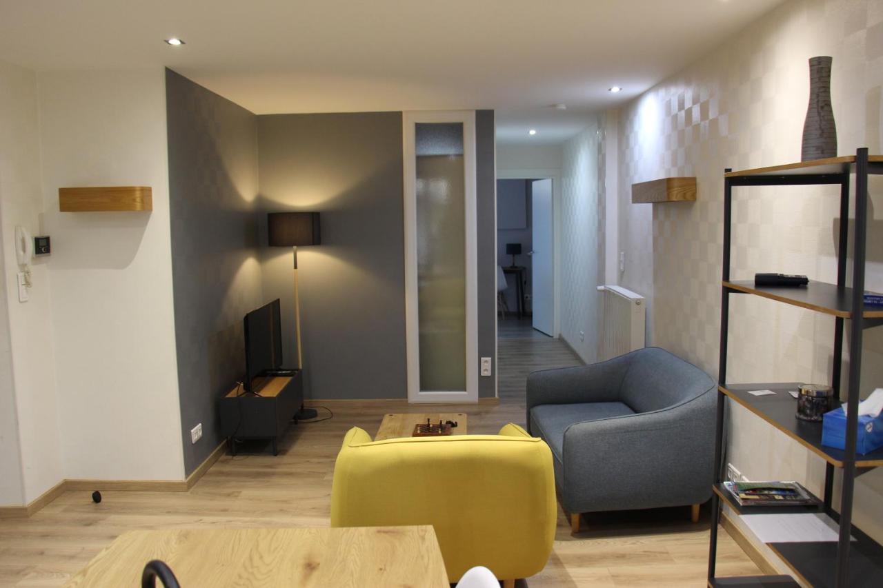 Joli 2 Pieces Avec Cour Privee Apartment Lons-le-Saunier